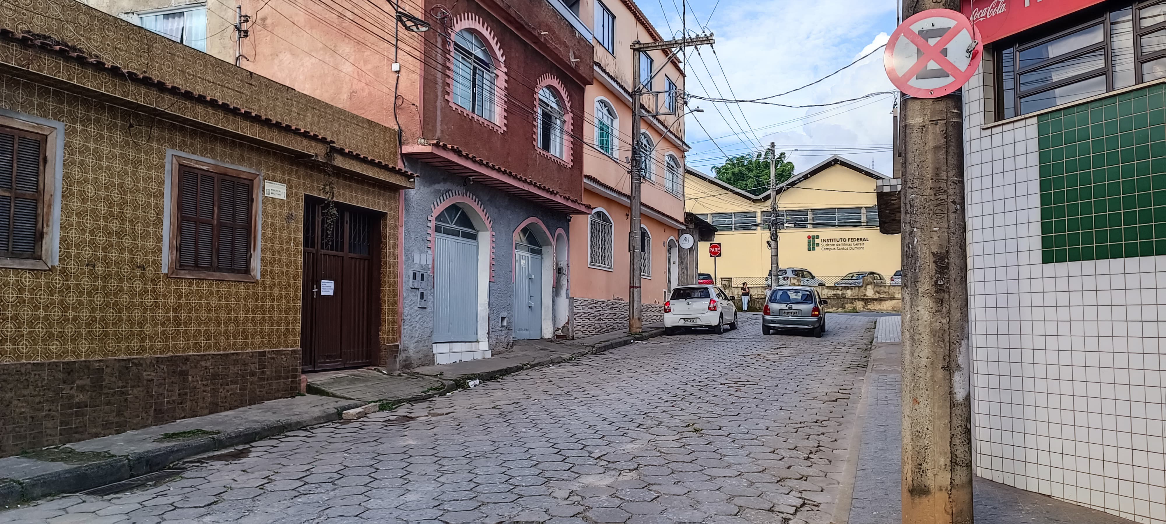 Rua Carlos Augusto Nascimento volta a ser mão dupla no Bairro Quarto Depósito